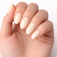 Klassischer Nagellack Soft Vanilla – zarter, cremiger Vanilleton –