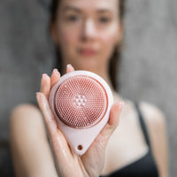 3-in-1 Silikon-Wasch- und Massagebürste für Körper und Kopfhaut SHOWER CHAMELEON – 