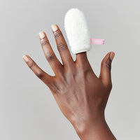 Mini glove for makeup touch-ups OUTLET – 